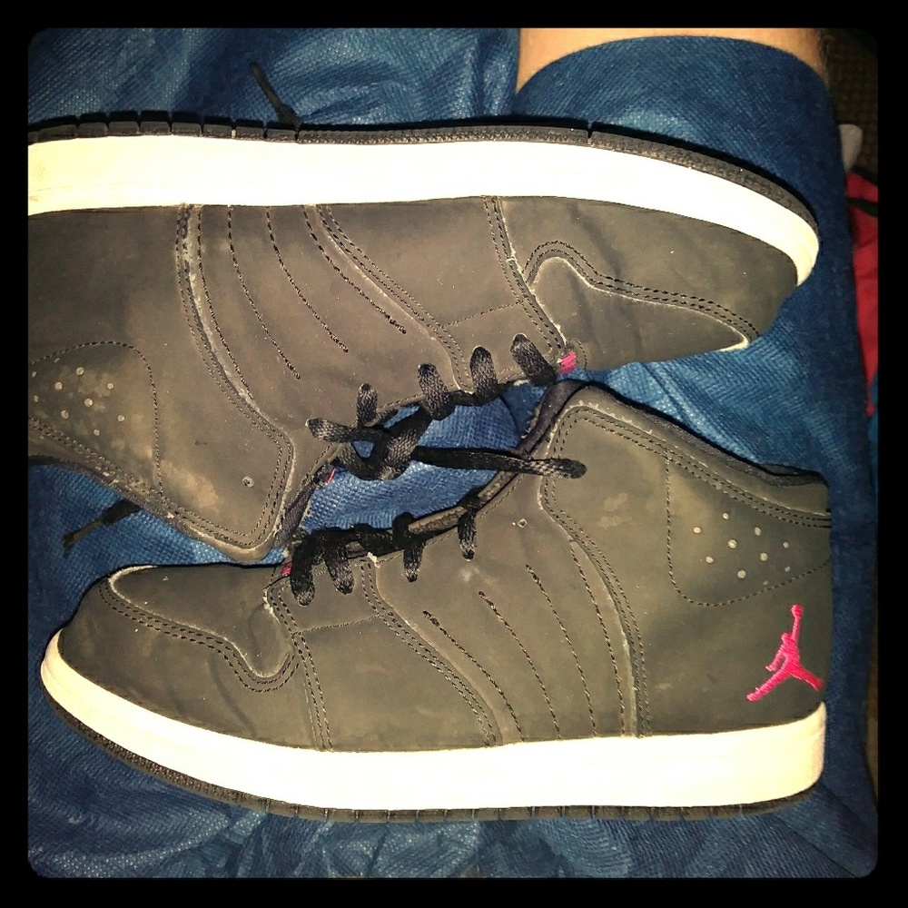 Boys 3Y throwback JORDAN'S blk/red